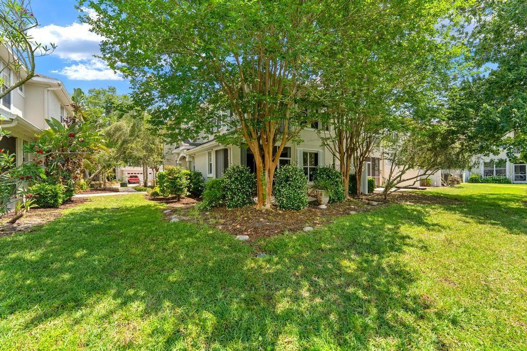 HAMPTON CHASE TWNHMS - Residential