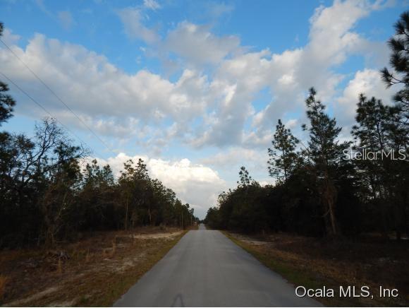 RAINBOW LAKES ESTATE - Land