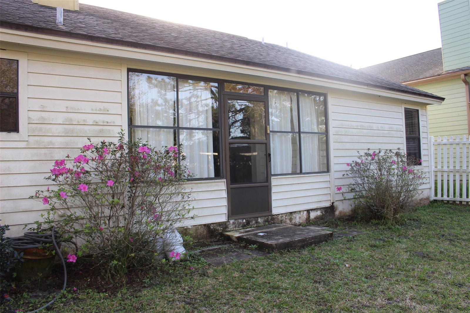 Pine Island Ph 01 - Residential Lease