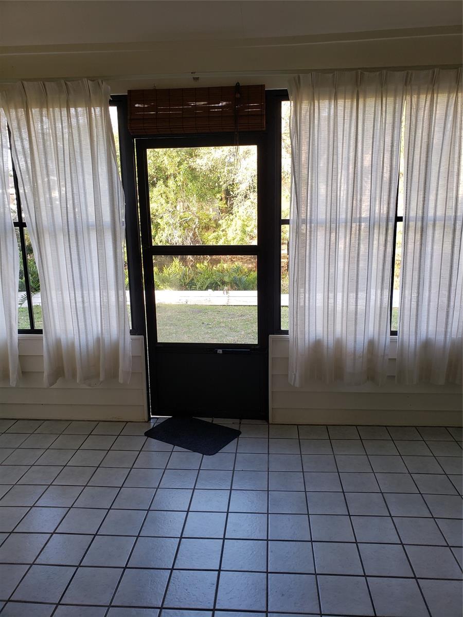 Pine Island Ph 01 - Residential Lease