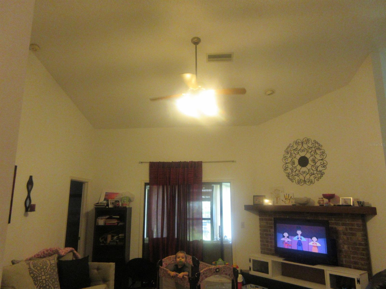 Pine Island Ph 01 - Residential Lease