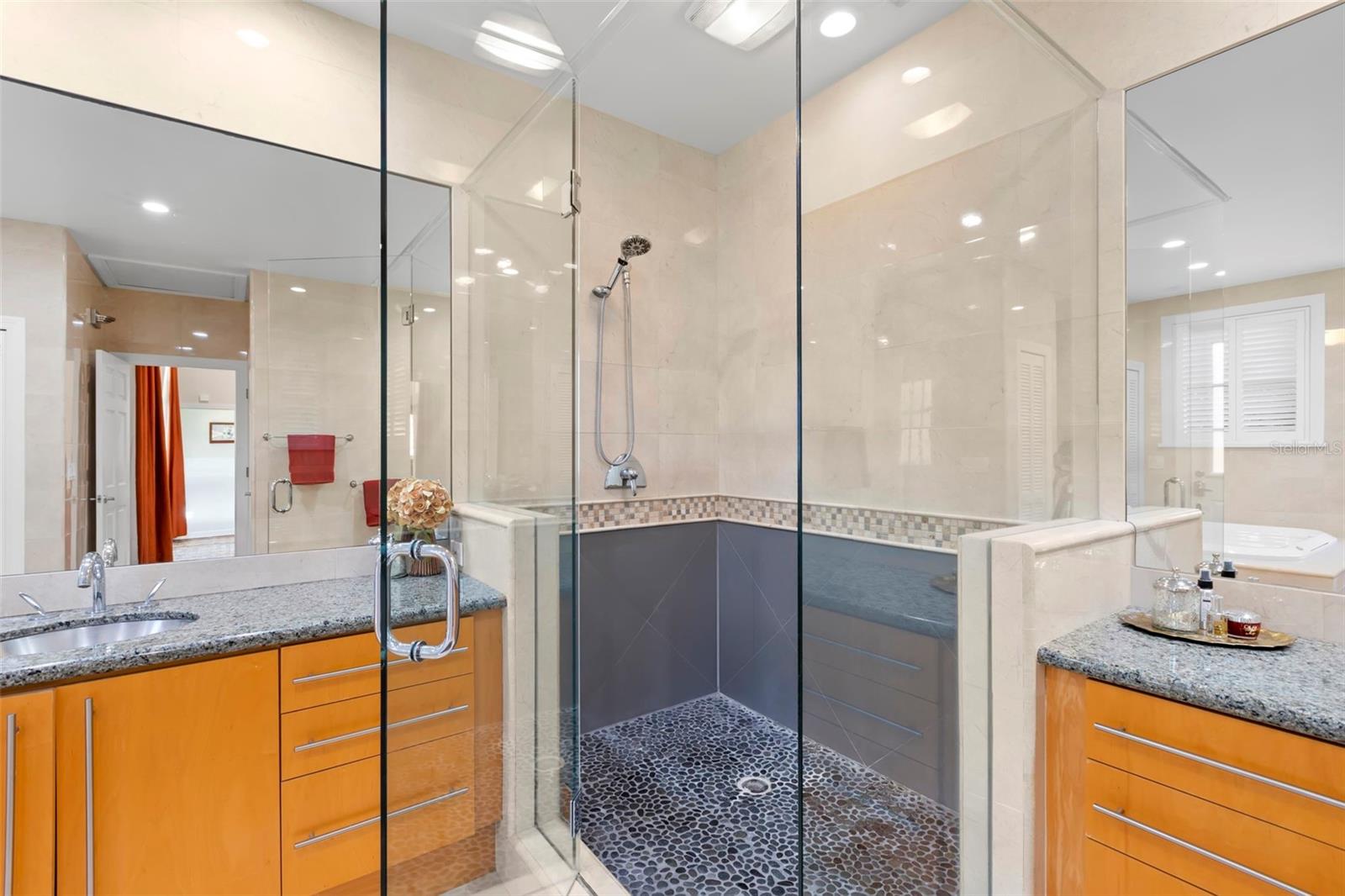 SNELL & HAMLETTS NORTH SHORE ADD - Residential