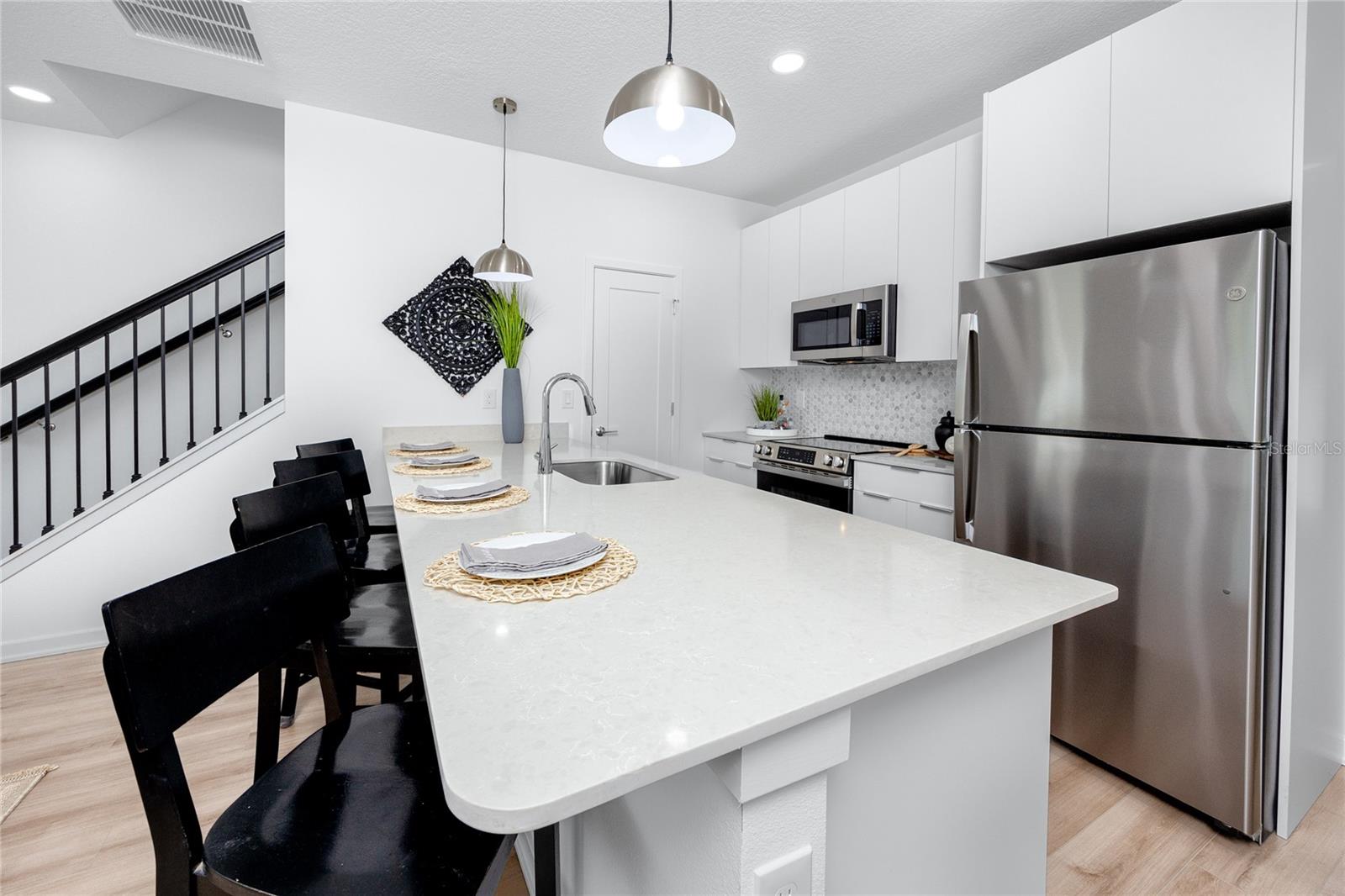 SOMERSET ON 34TH STREET TOWNHOMES - Residential