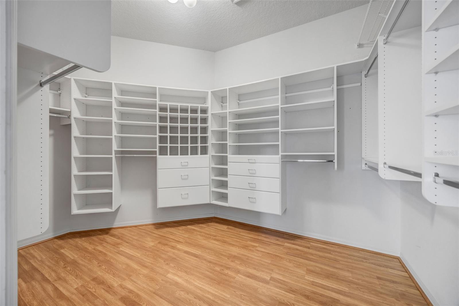 PRESTON HOLLOW - Residential