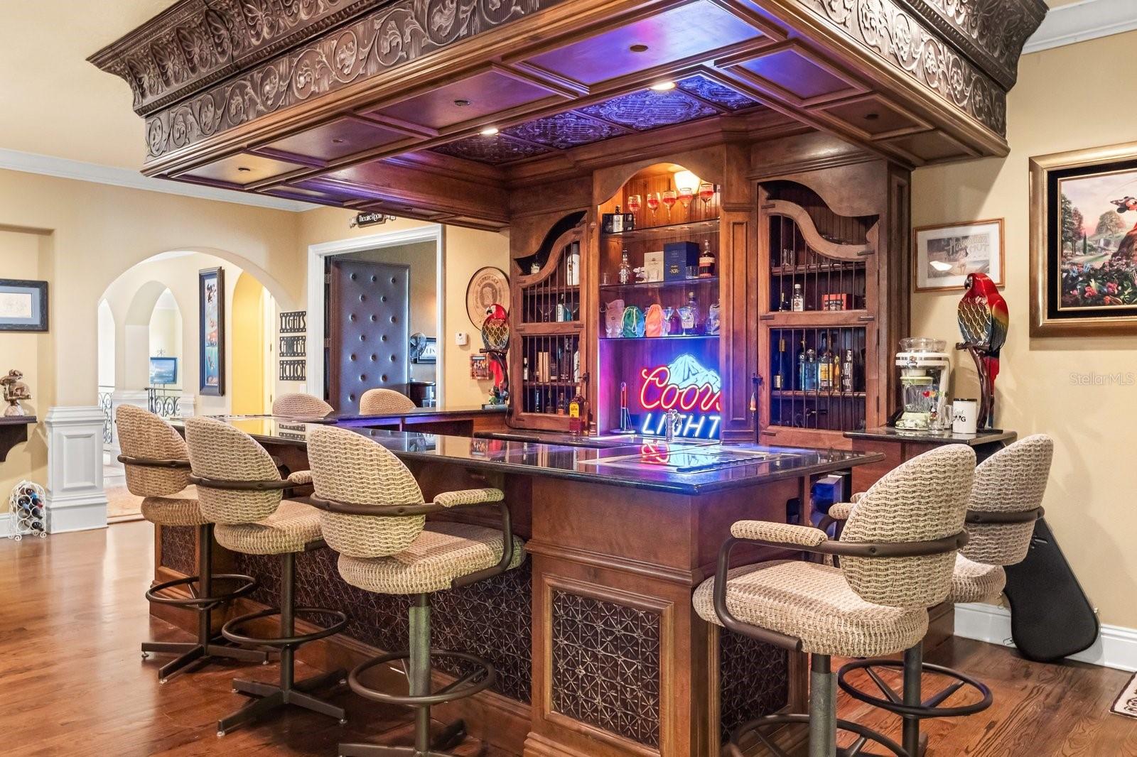 POSTAL GROVES - Residential