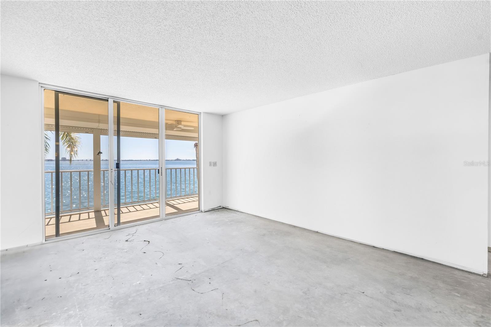 TOWN SHORES OF GULFPORT - Residential