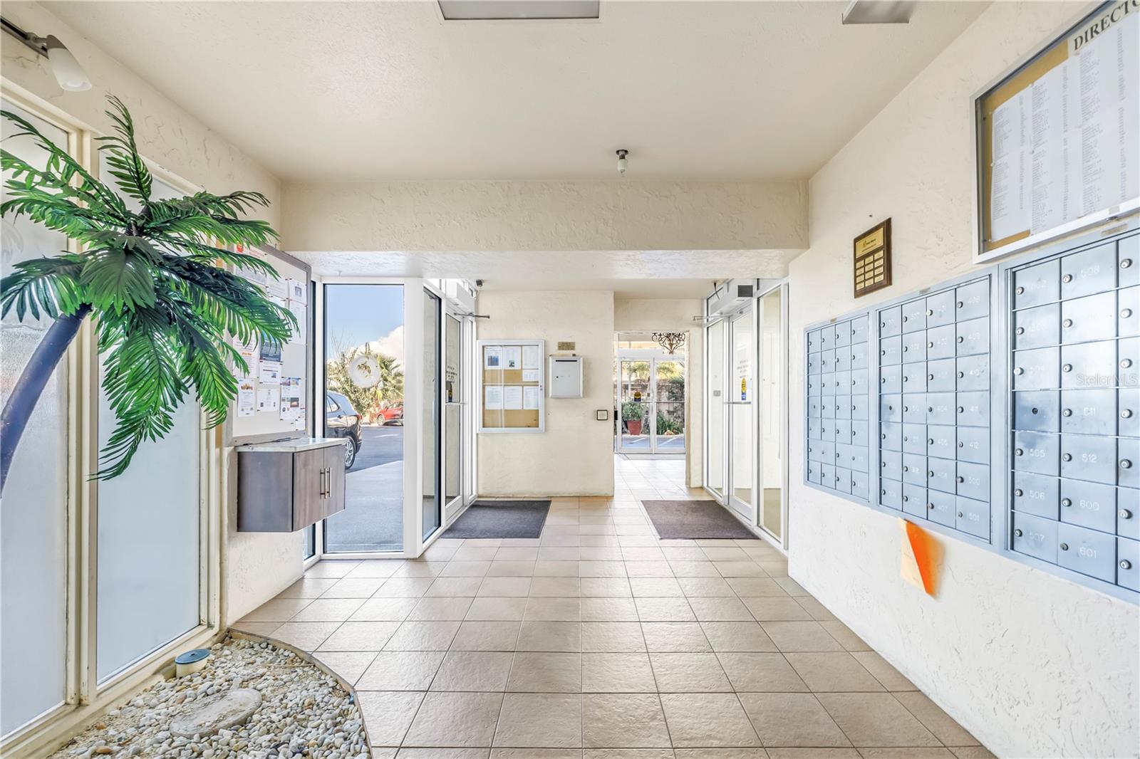 6060 SHORE BOULEVARD S 106