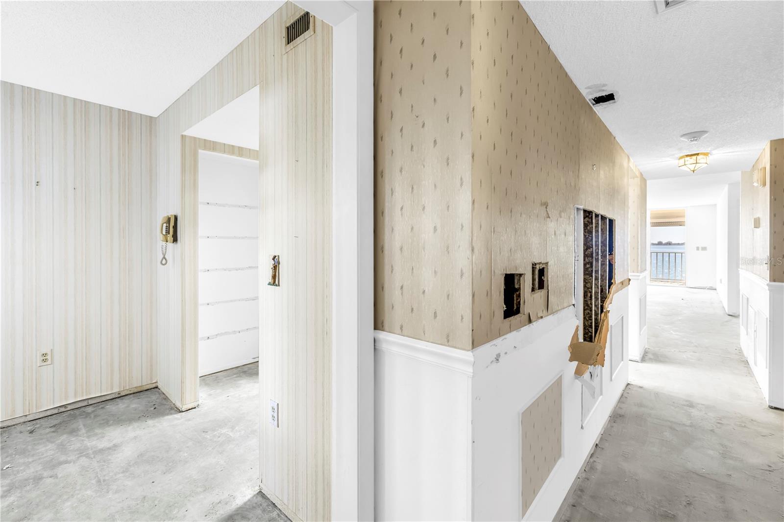 TOWN SHORES OF GULFPORT - Residential