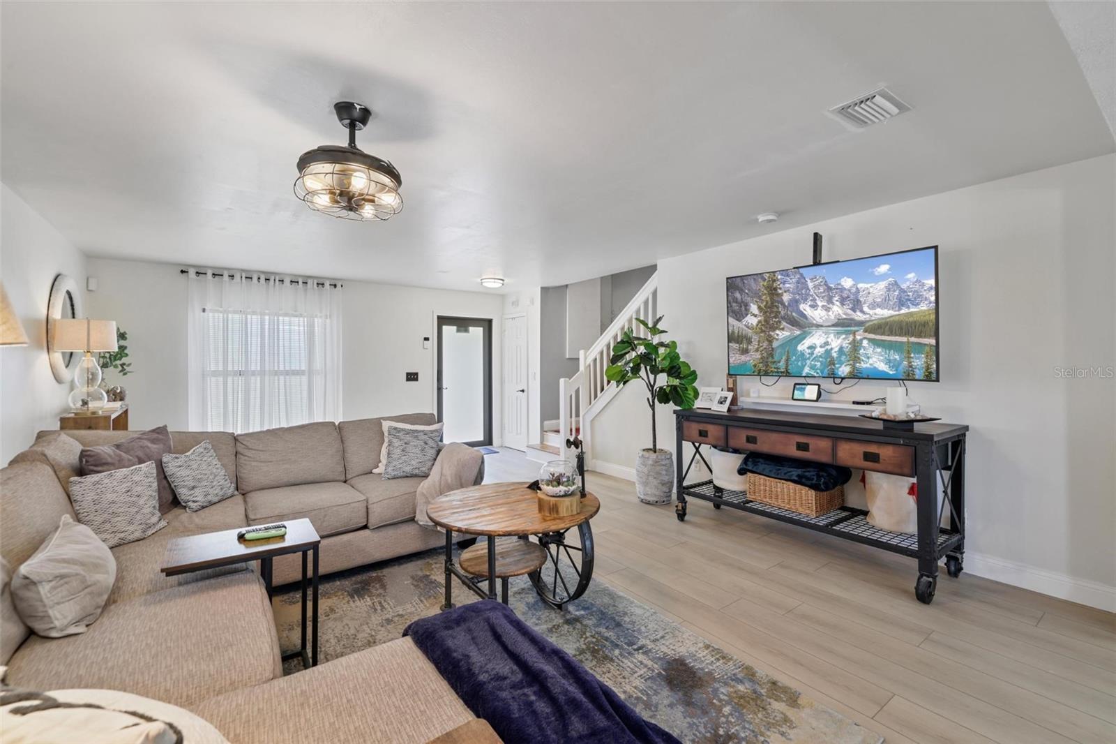 17304 VAGABOND CIRCLE, PUNTA GORDA, FL, 33955 3 17304 VAGABOND CIRCLE