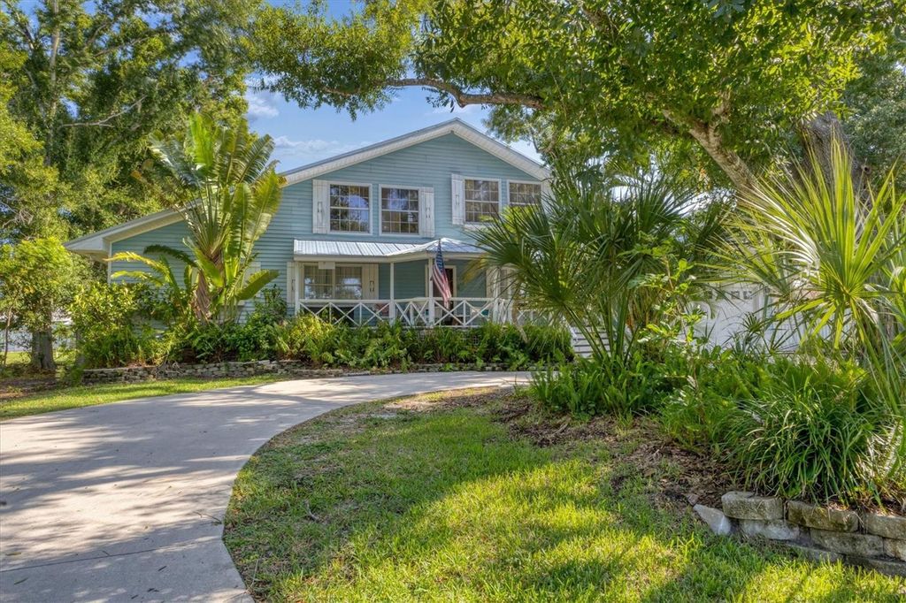 Photo of 1730 Padre Lane, Englewood, FL 34223 (MLS # D6137671)