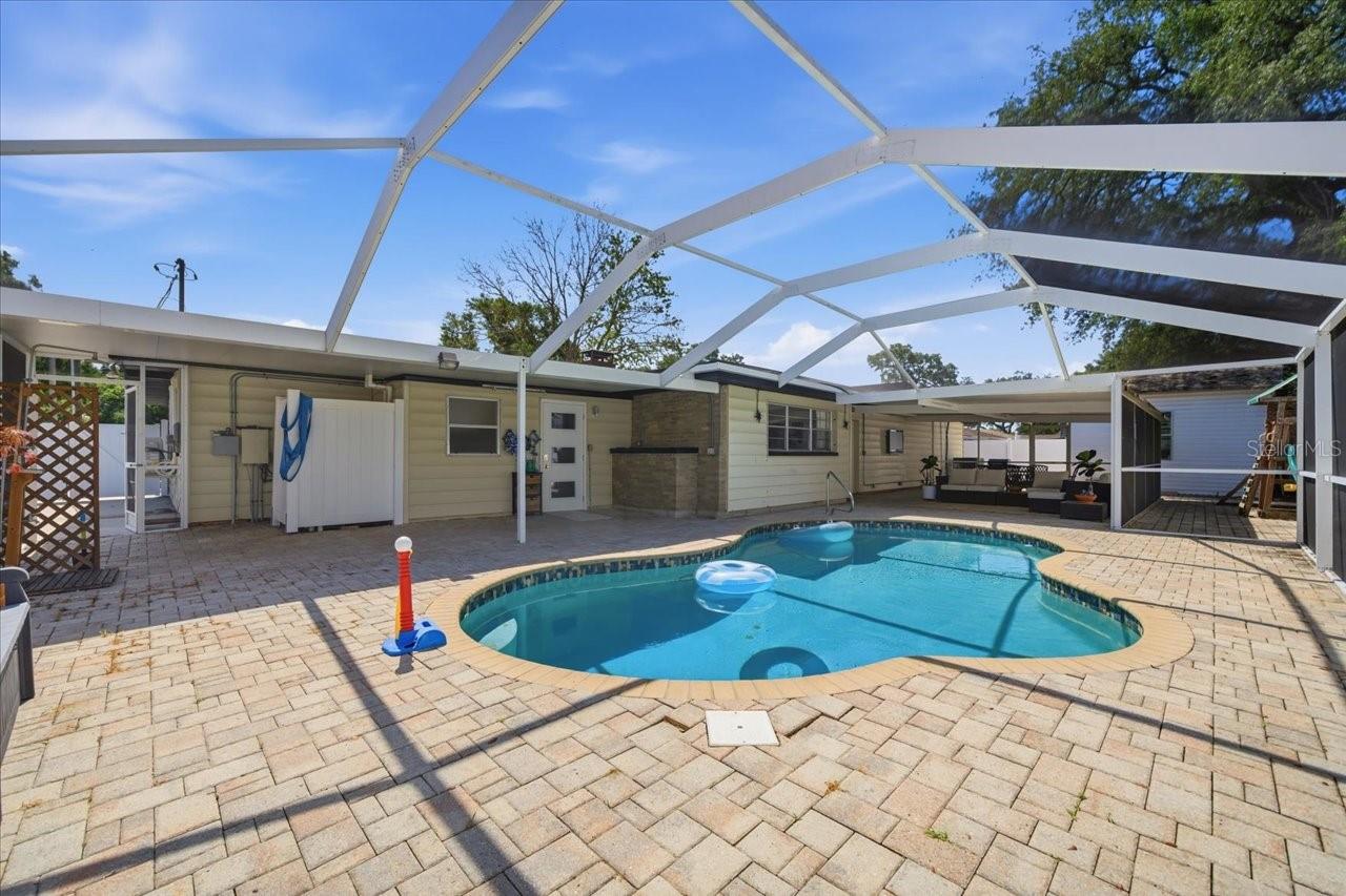 TAMPAS NORTH SIDE COUNTRY CLU - Residential