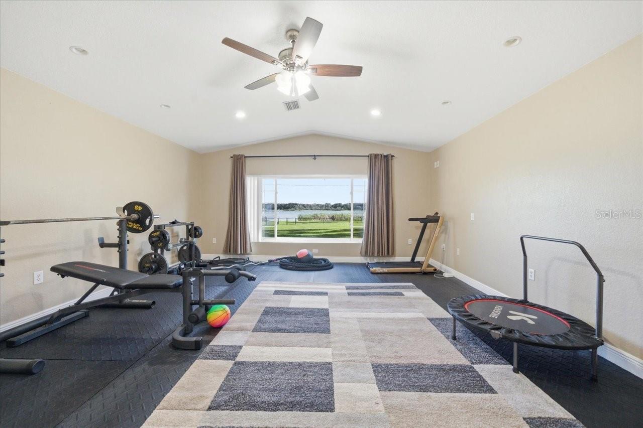 UNPLATTED - Residential