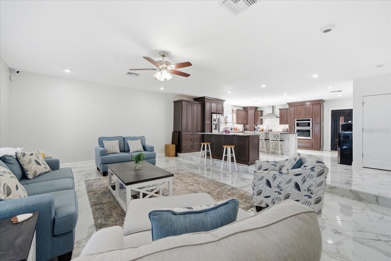 UNPLATTED - Residential