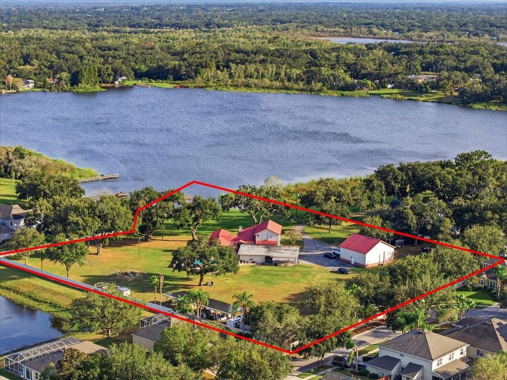 Photo of 505 Lakeside Drive, Seffner, FL 33584 (MLS # TB8447069)