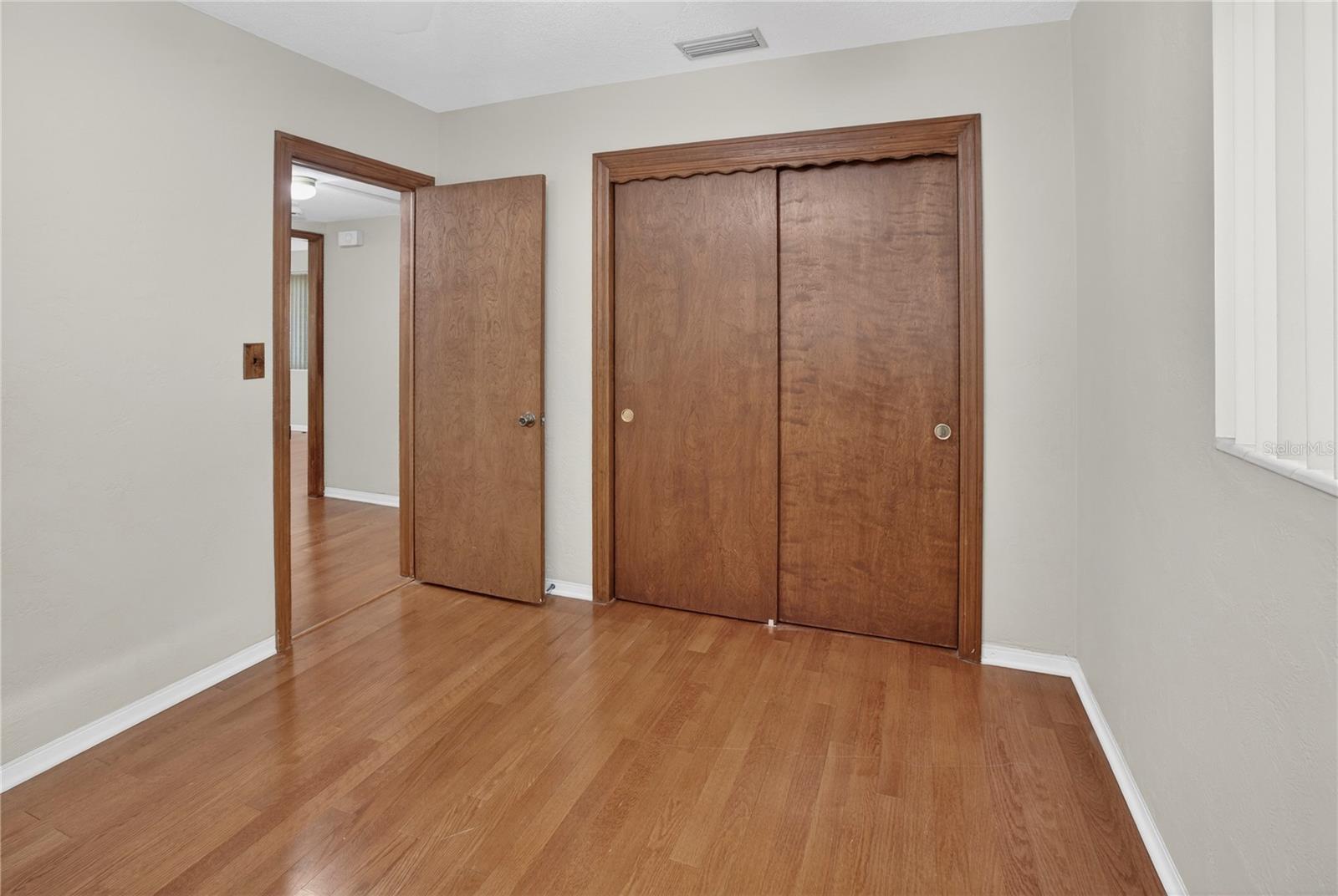 MOUNT VERNON - Residential