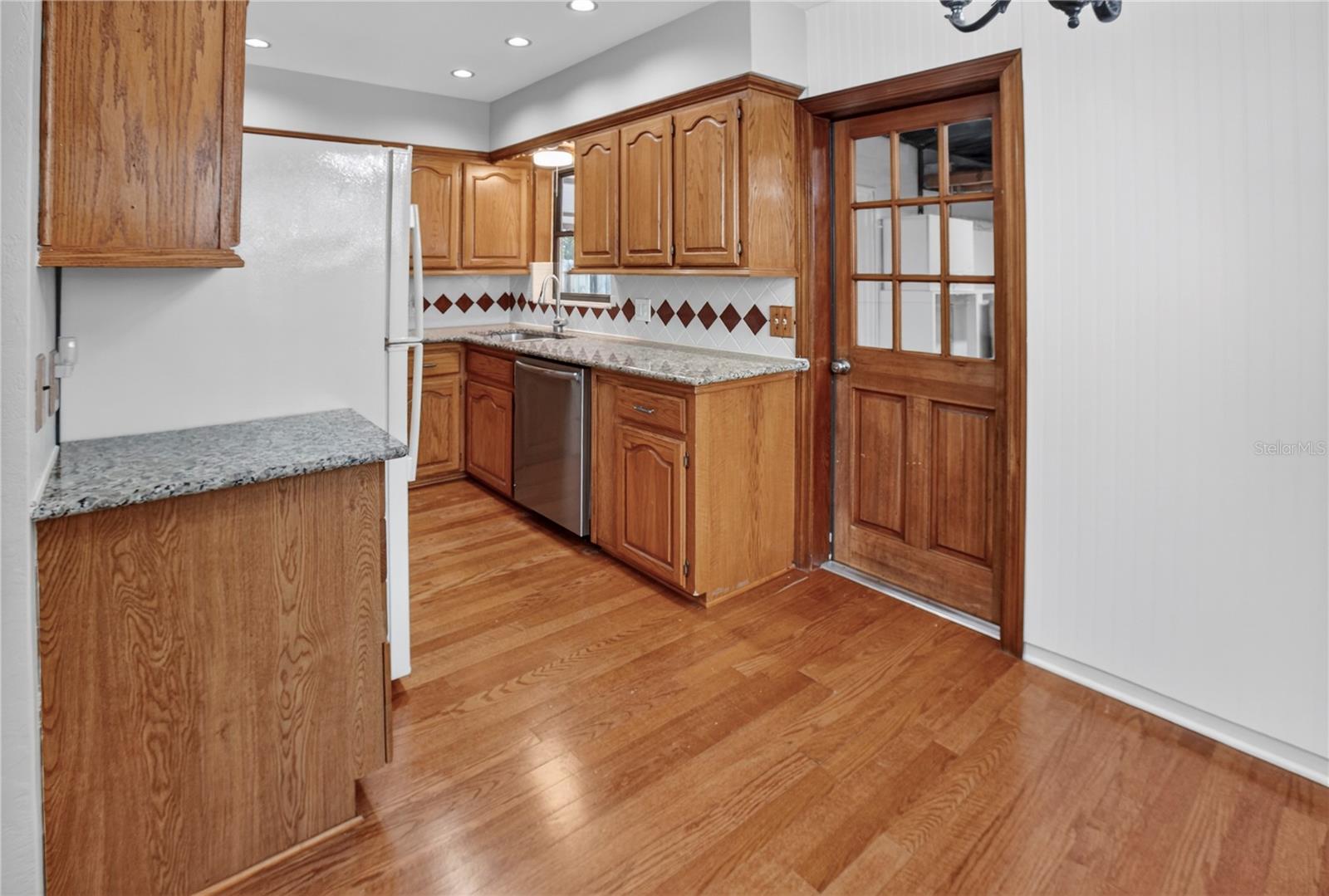 MOUNT VERNON - Residential