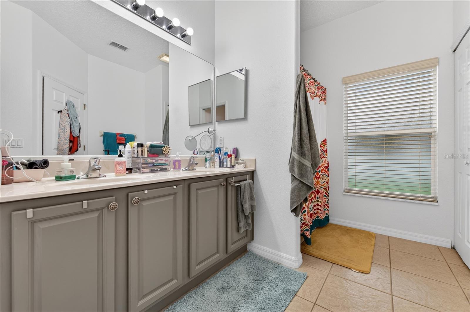 MARINERS GATE PH 01 - Residential