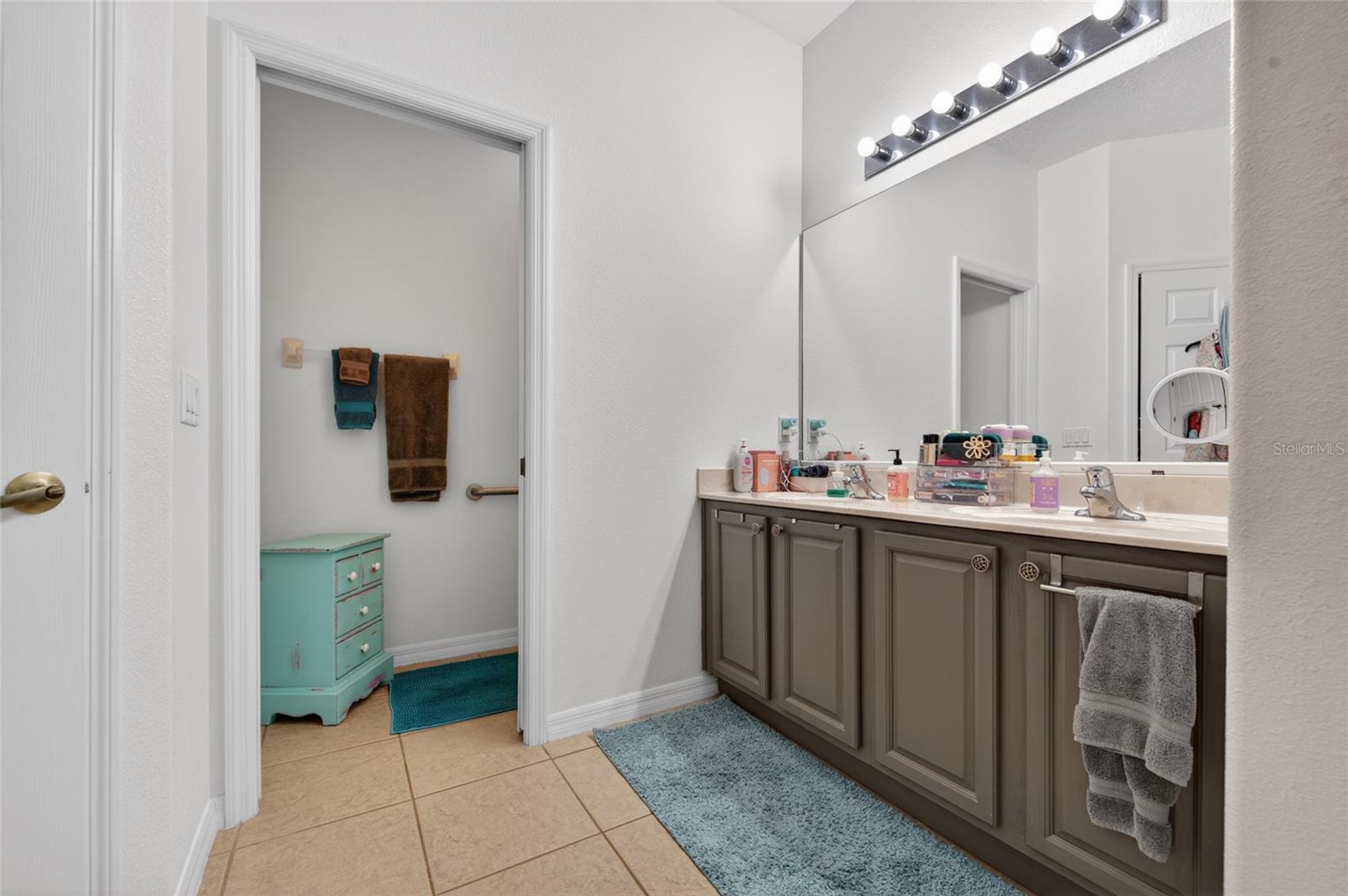 MARINERS GATE PH 01 - Residential