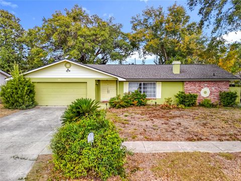 305 ROBIN HILL DRIVE ALTAMONTE SPRINGS FL 32701