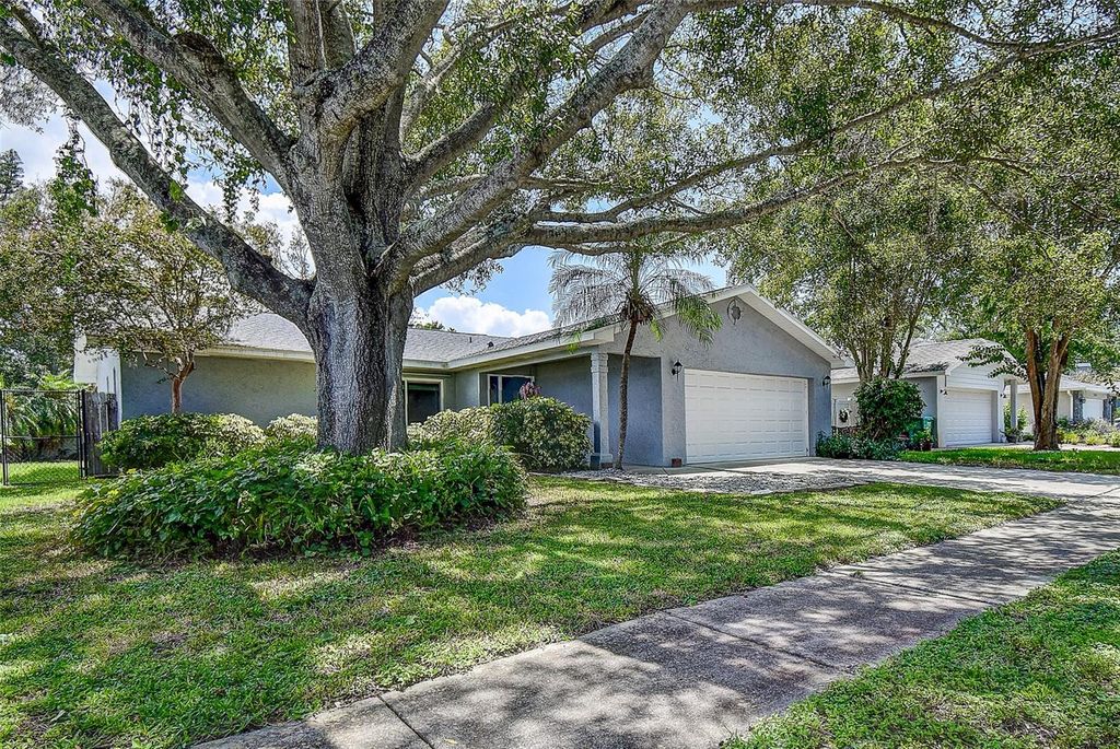 Photo of 9267 92nd Way, Largo, FL 33777 (MLS # TB8422933)