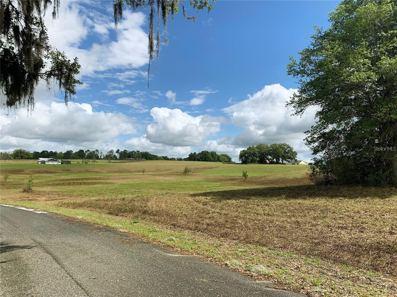 VISTA POINTE FARMS - Land