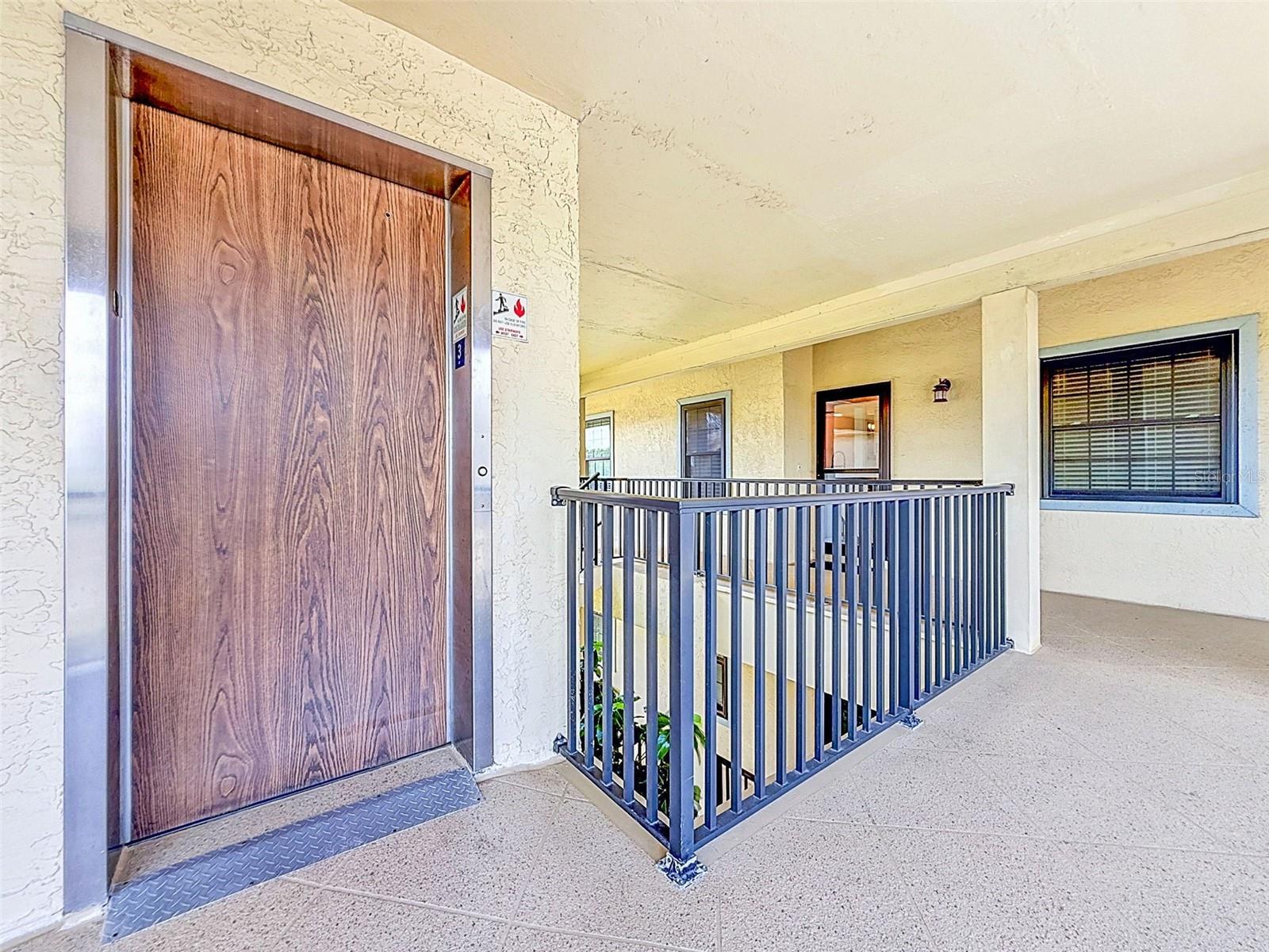 HARBOR POINTE CONDO - Residential