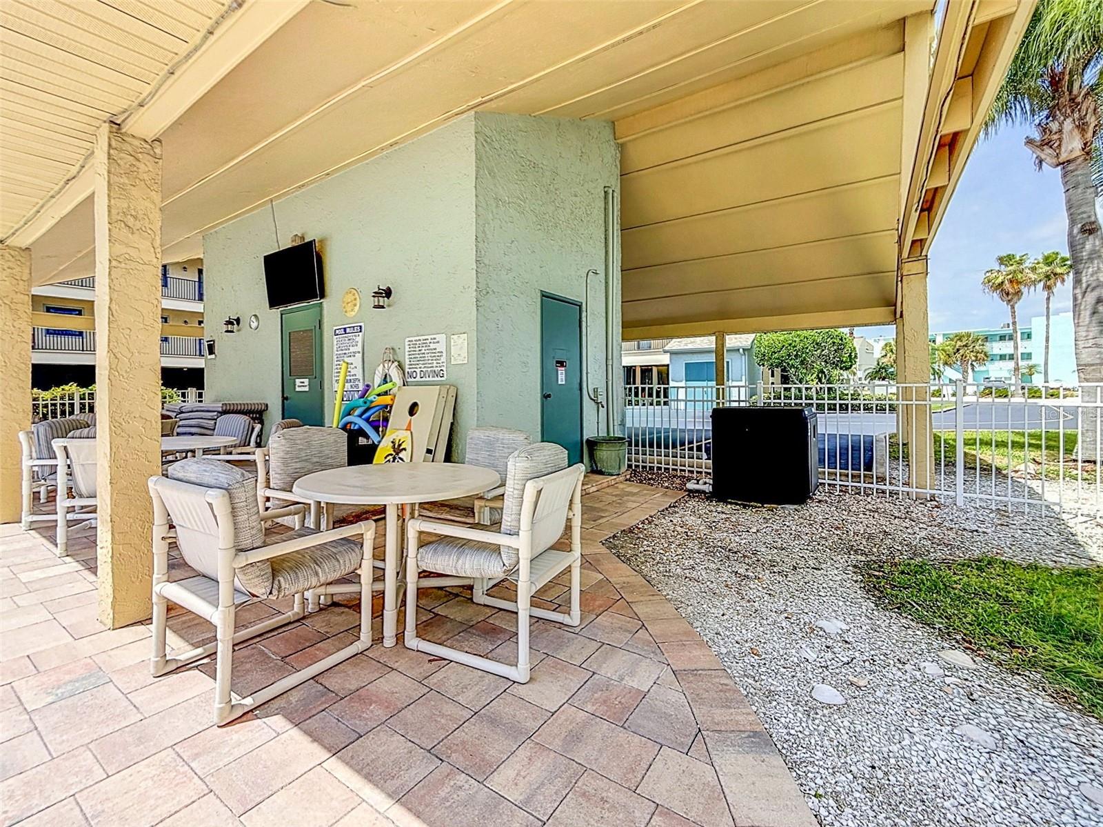HARBOR POINTE CONDO - Residential