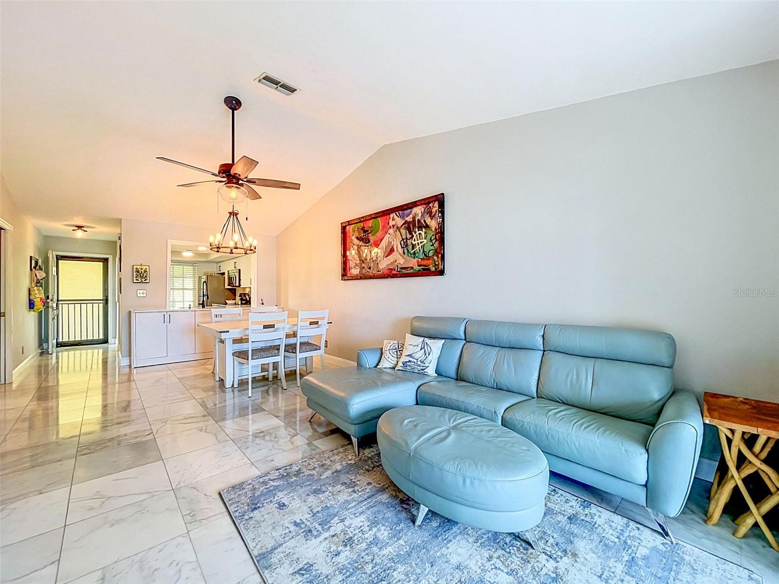 HARBOR POINTE CONDO - Residential