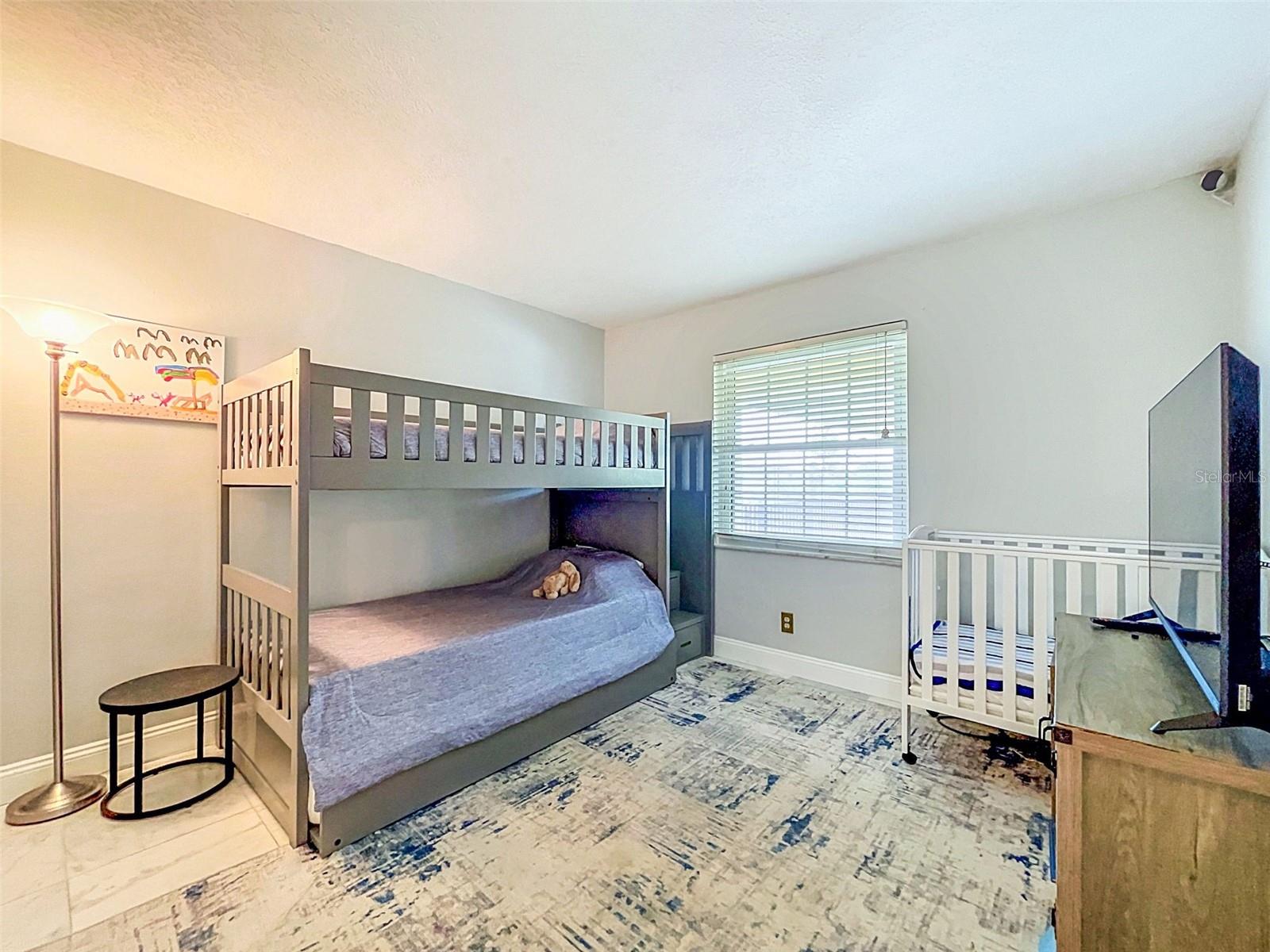HARBOR POINTE CONDO - Residential