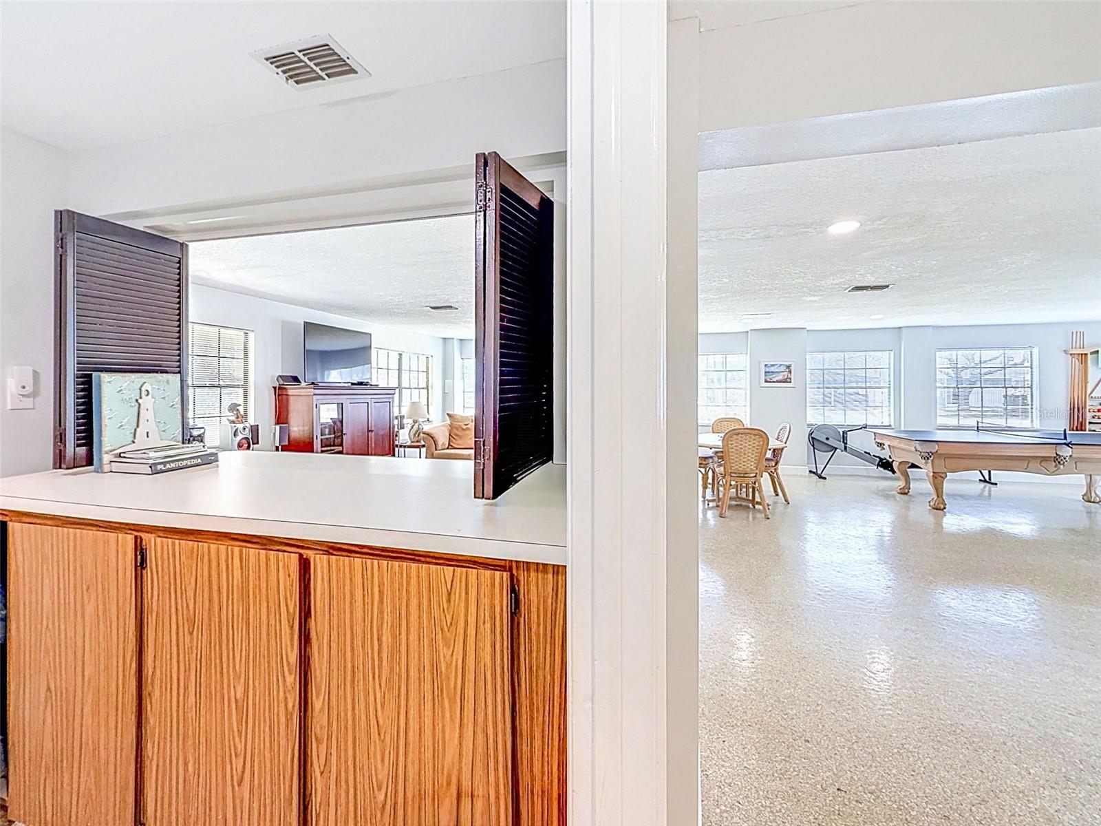 HARBOR POINTE CONDO - Residential