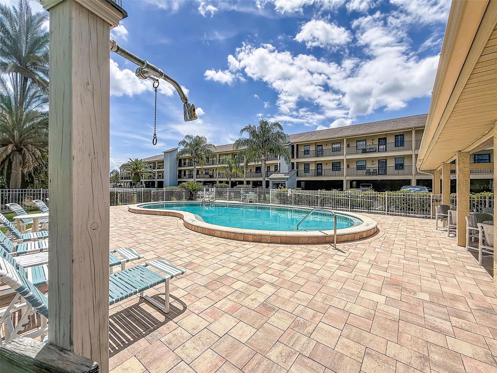 HARBOR POINTE CONDO - Residential