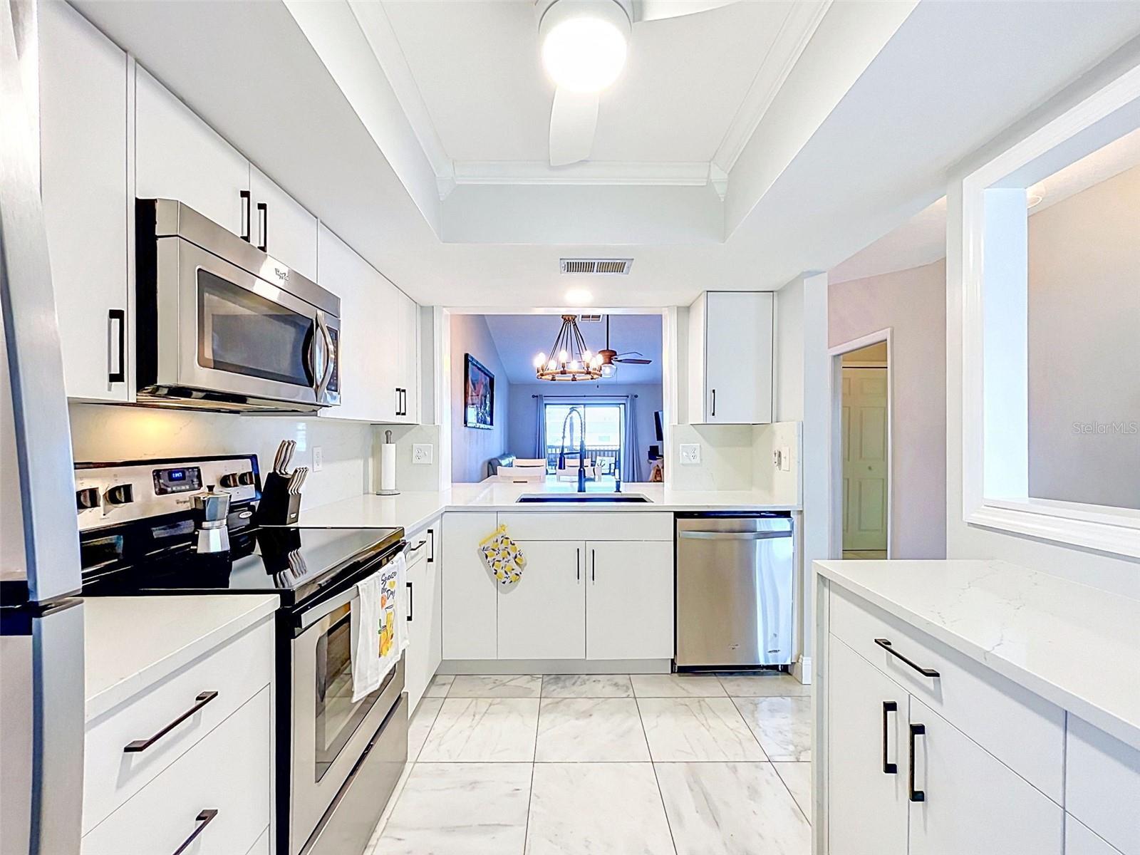 HARBOR POINTE CONDO - Residential