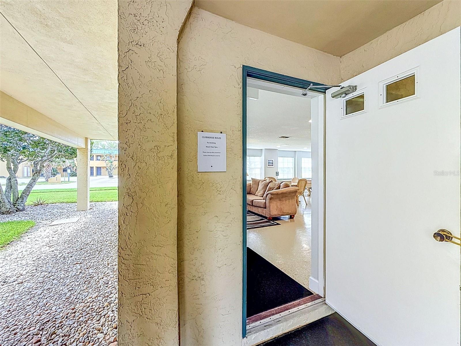 HARBOR POINTE CONDO - Residential