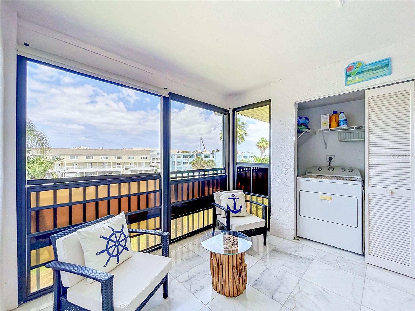 HARBOR POINTE CONDO - Residential