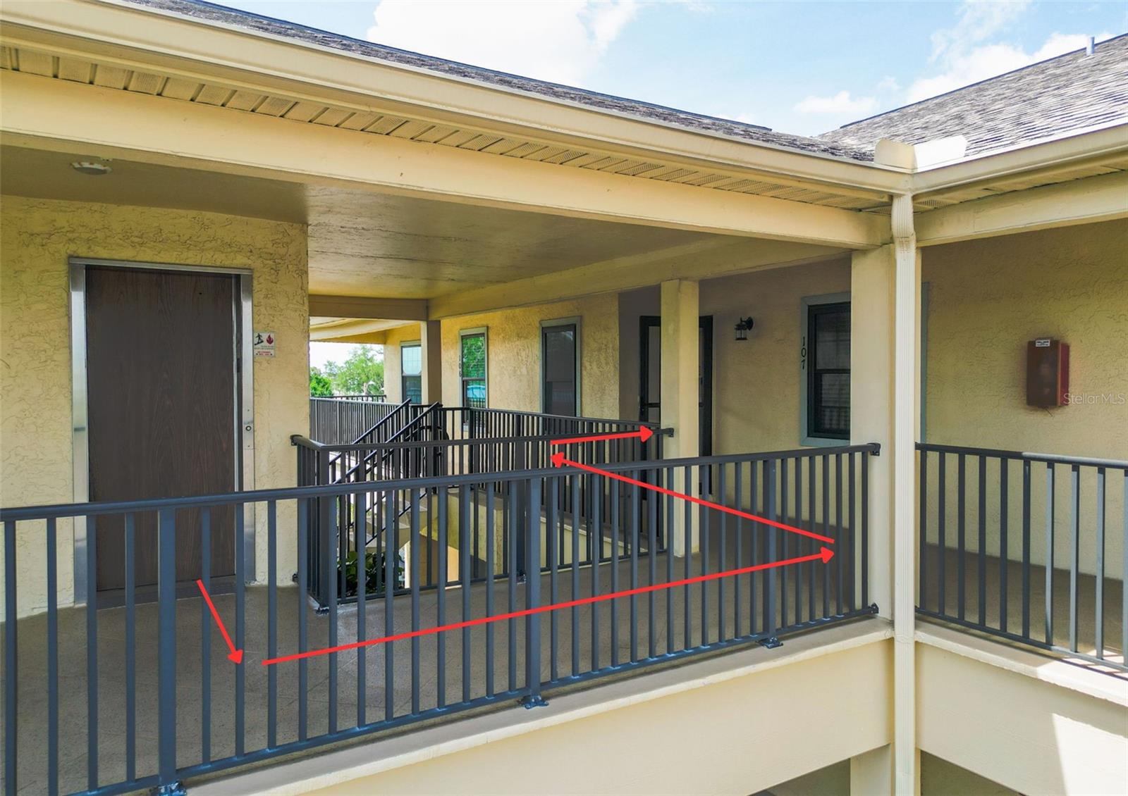 HARBOR POINTE CONDO - Residential
