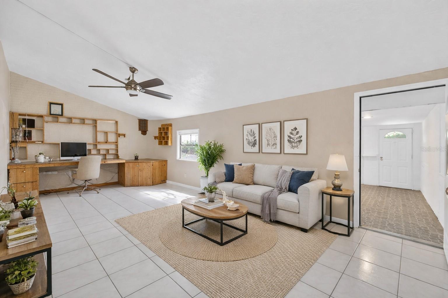 KENSINGTON PARK - Residential