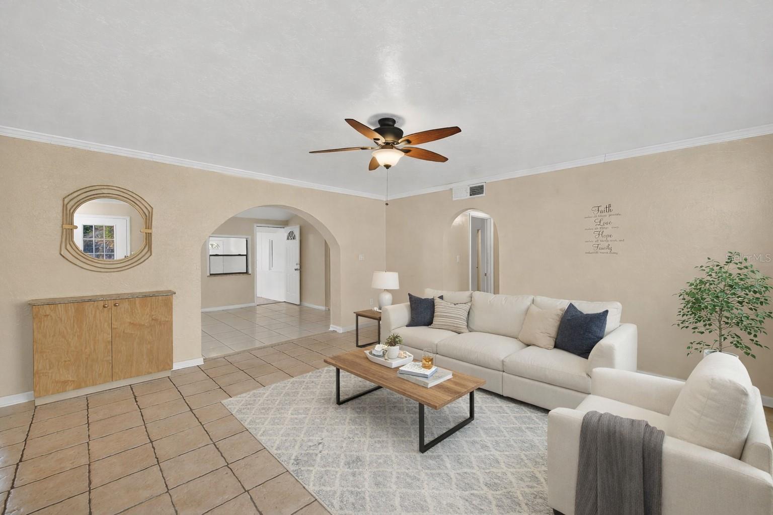 KENSINGTON PARK - Residential