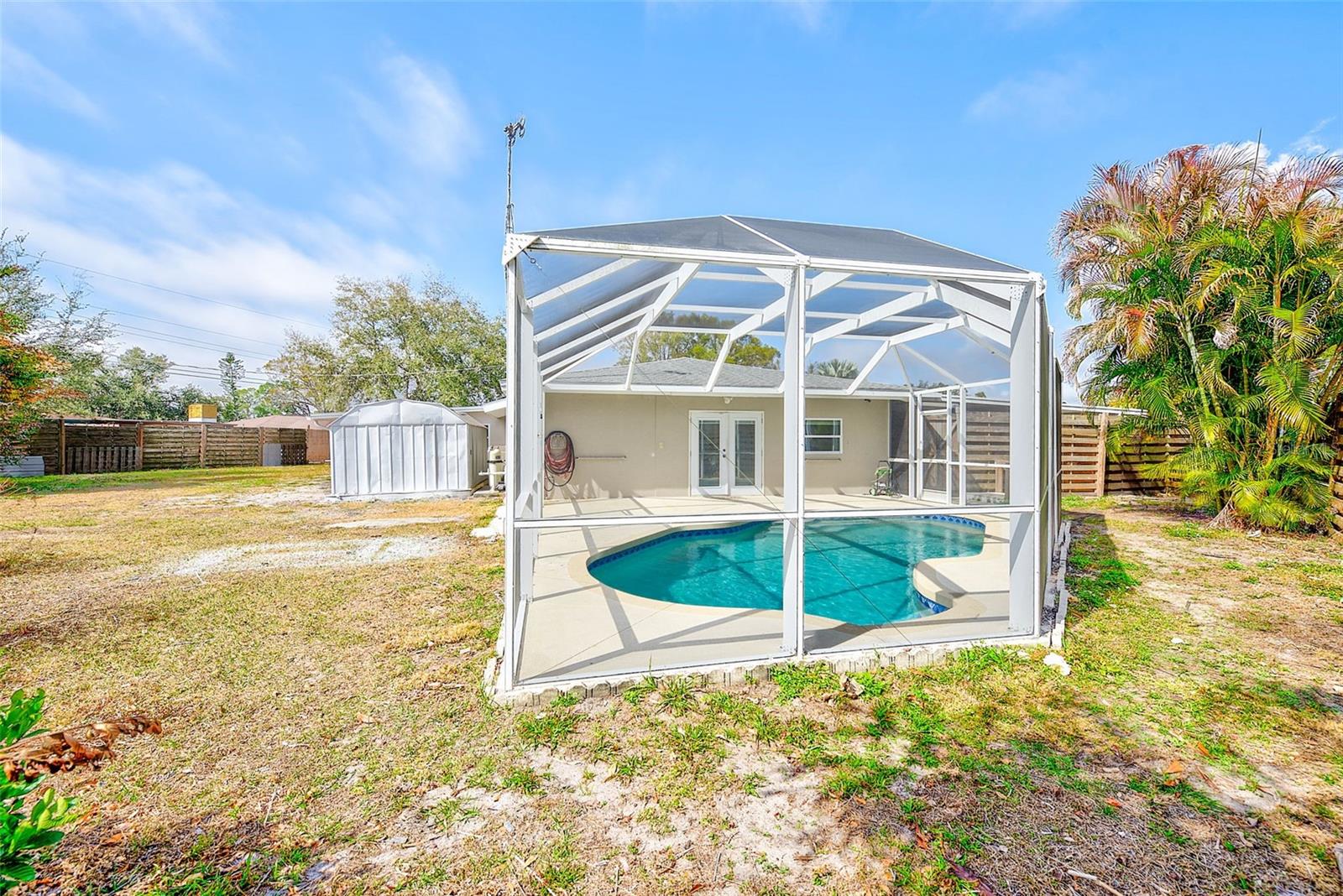 KENSINGTON PARK - Residential