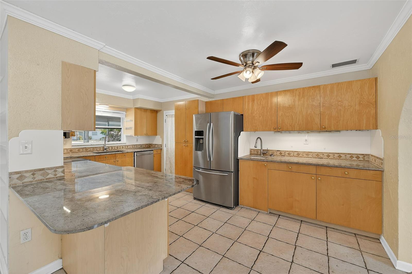 KENSINGTON PARK - Residential