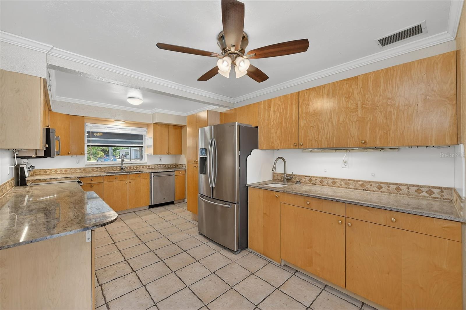 KENSINGTON PARK - Residential