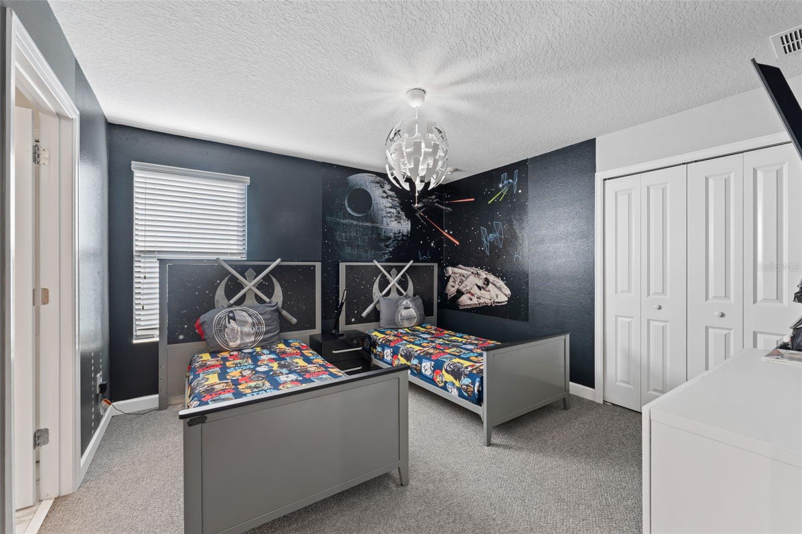 STOREY LAKE PH 3 - Residential