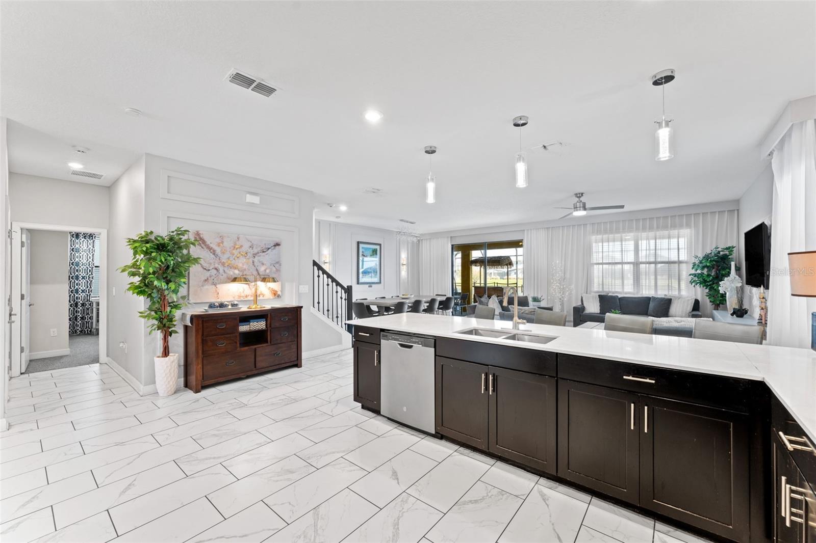 STOREY LAKE PH 3 - Residential