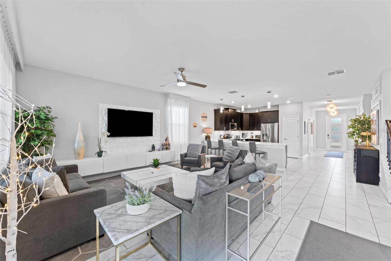 STOREY LAKE PH 3 - Residential