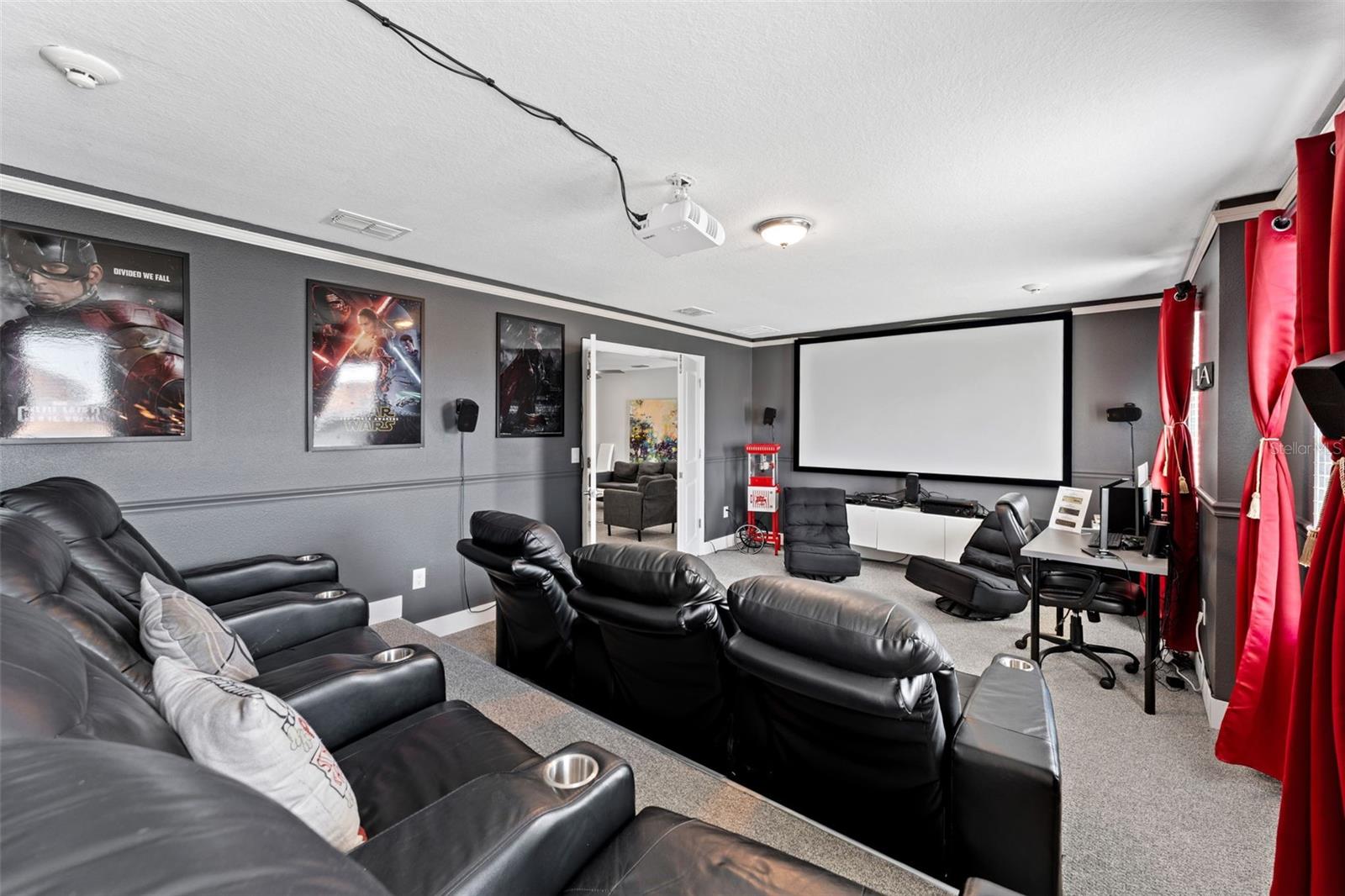 STOREY LAKE PH 3 - Residential