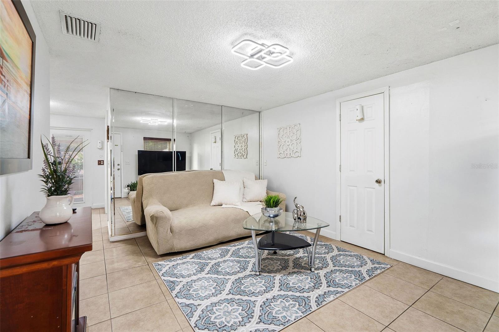 8513 WOODLAKE DRIVE