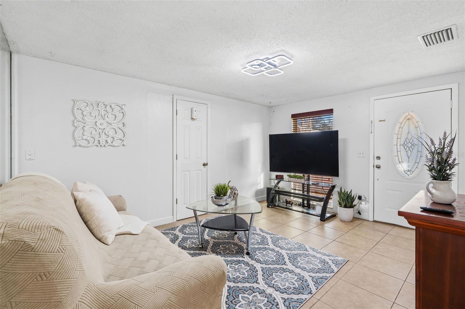 8513 WOODLAKE DRIVE