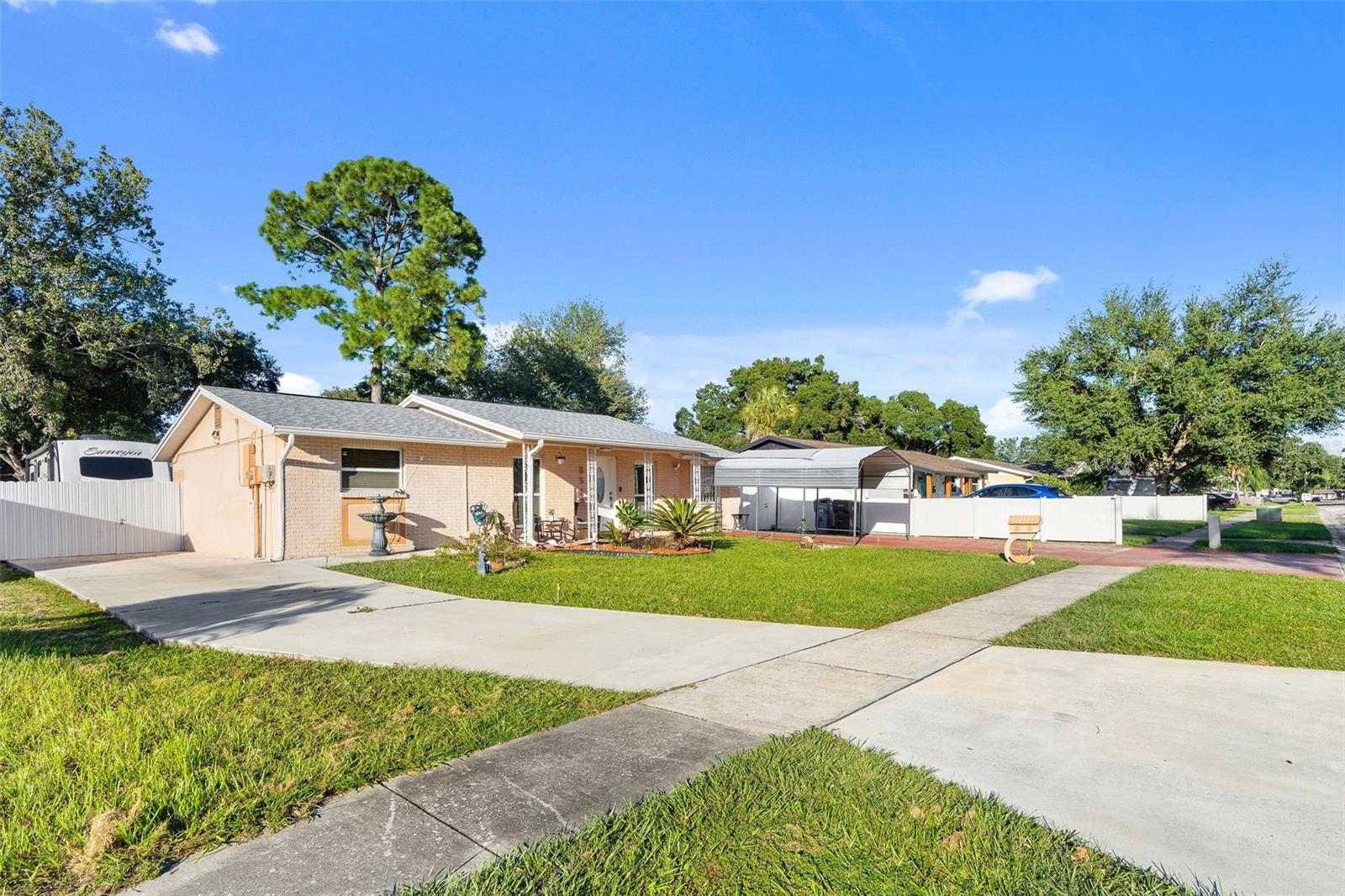 8513 WOODLAKE DRIVE