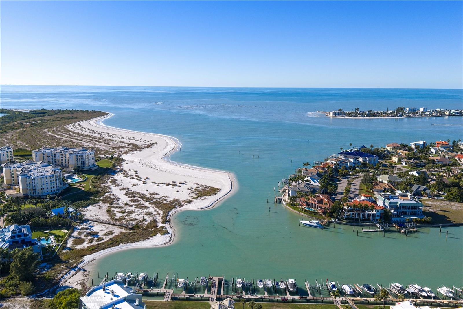 TIERRA SOUND TWNHMS - Residential