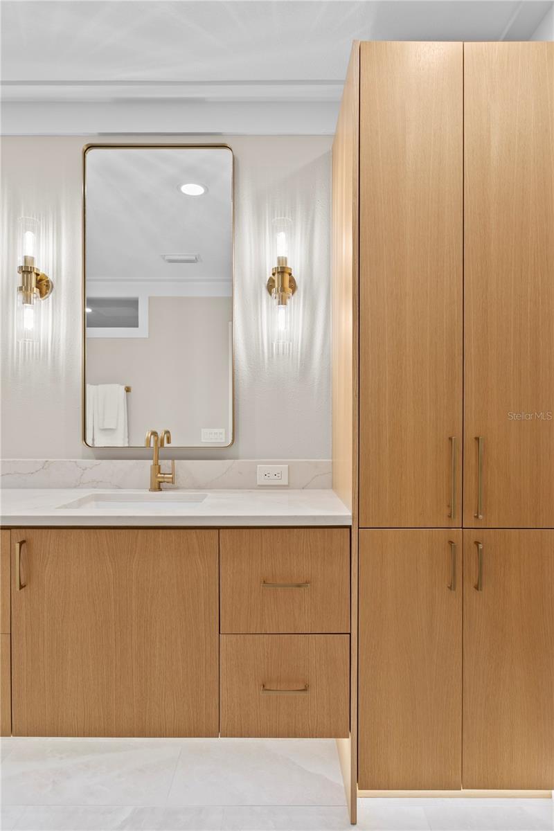 TIERRA SOUND TWNHMS - Residential