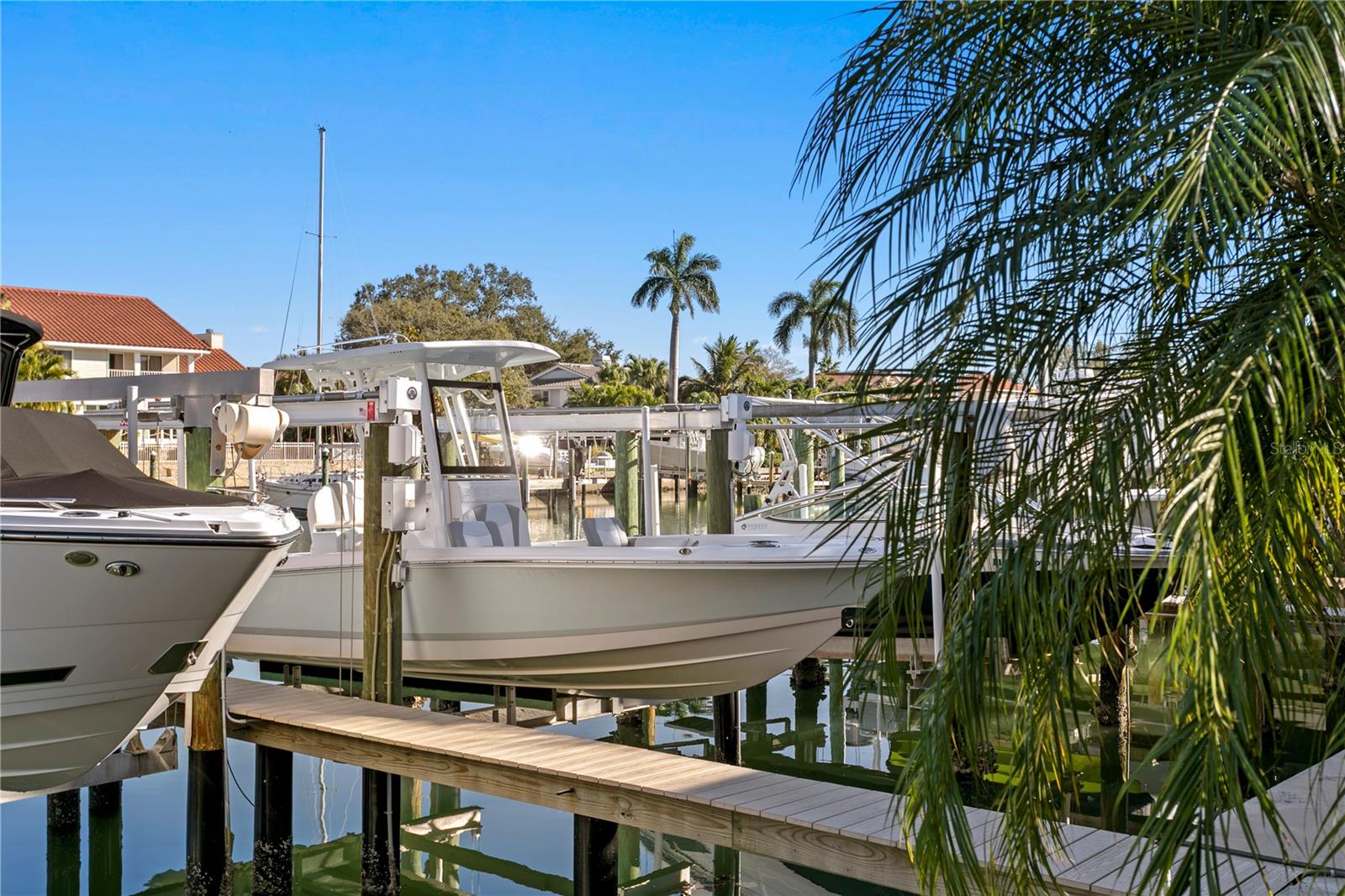 TIERRA SOUND TWNHMS - Residential